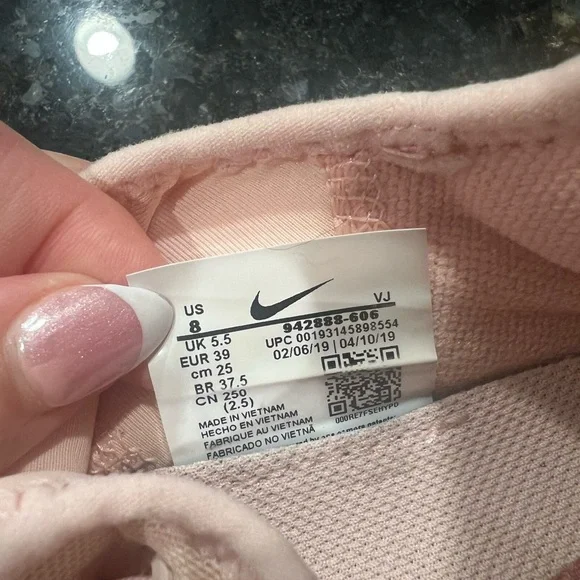 Women’s Nike Free Runs Size 8 - Picture 5 of 5